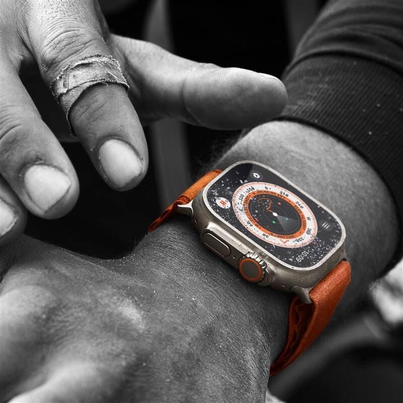 Chytré hodinky Apple Watch Ultra GPS Cellular, 49mm pouzdro z titanu - žluto-béžový trailový tah - S M